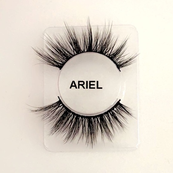 Eyelashes - Picture 9 of 11